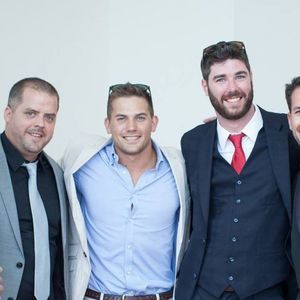 Meet your Posher, Dino